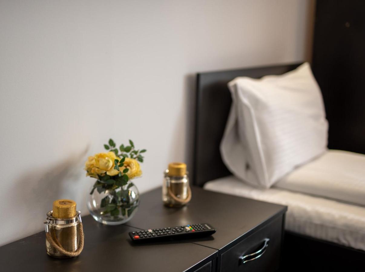 Escala Rooms Ghimbav Εξωτερικό φωτογραφία